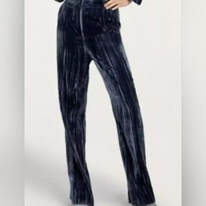 Cinq E Sept Adorable  Velvet Pants